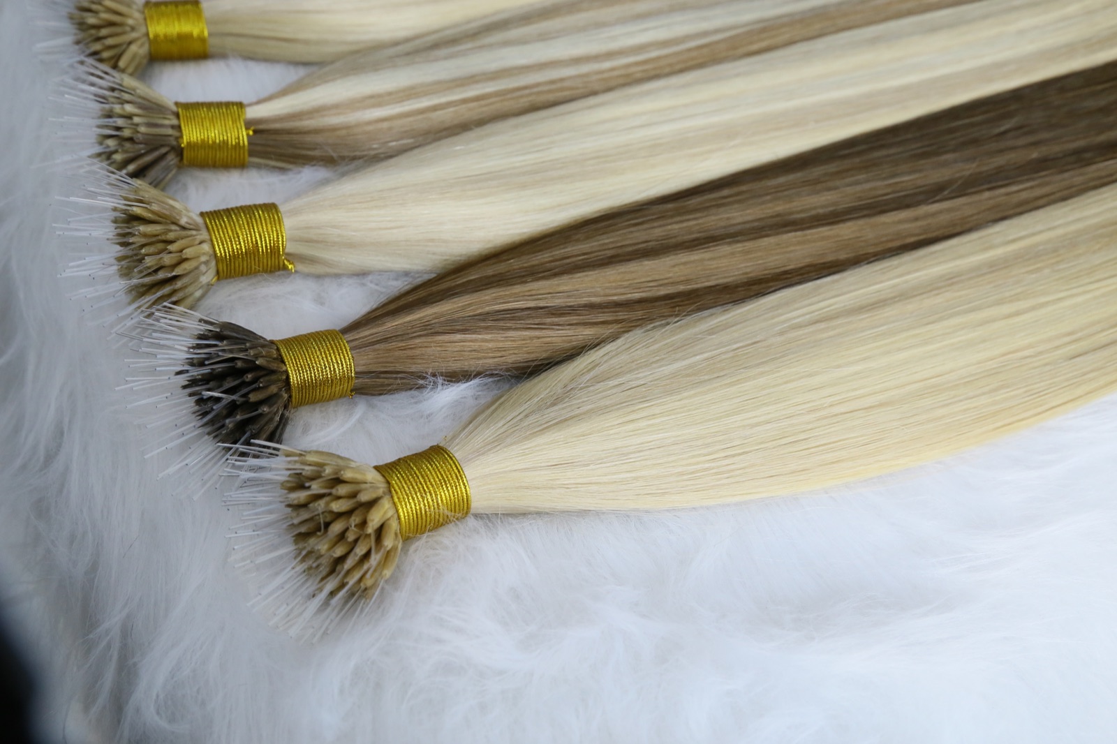 Flexible Tip hair extensions in several piano and blended colors